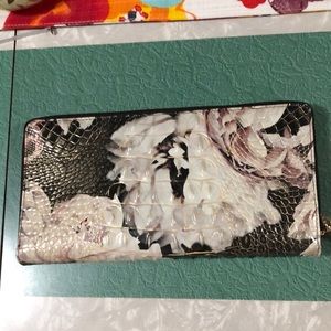 Large Brahmin Eden Melbourne leather wallet.